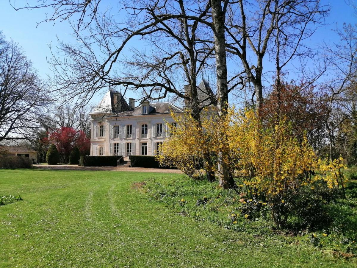 Bed and Breakfast Domaine De Prefond Bengy-sur-Craon Exterior foto